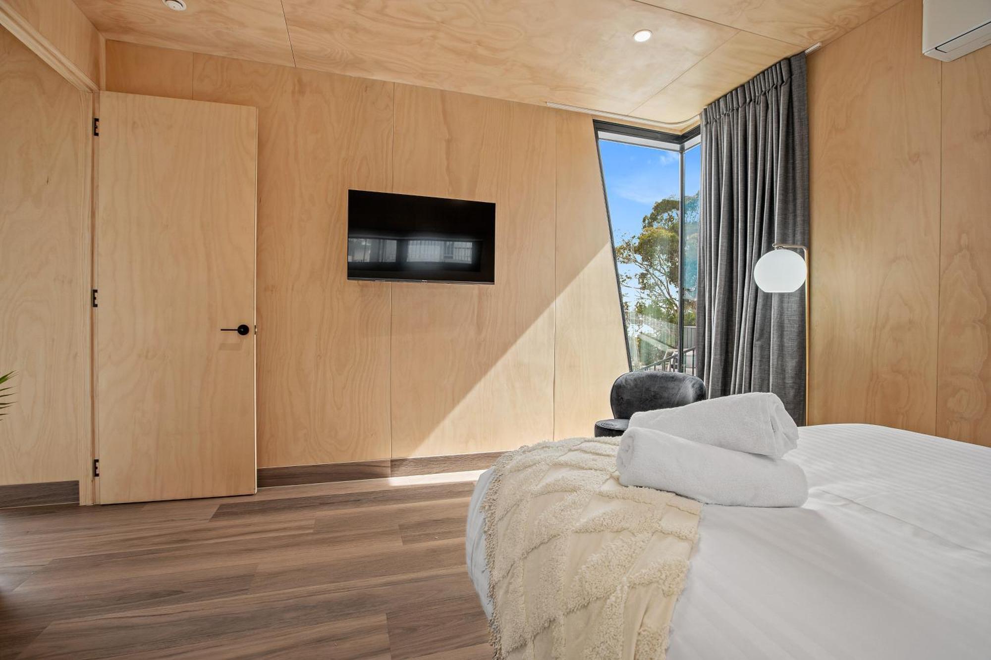 Tasman -
